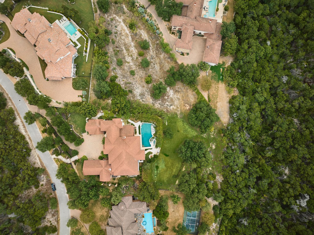 305 Marly Way 