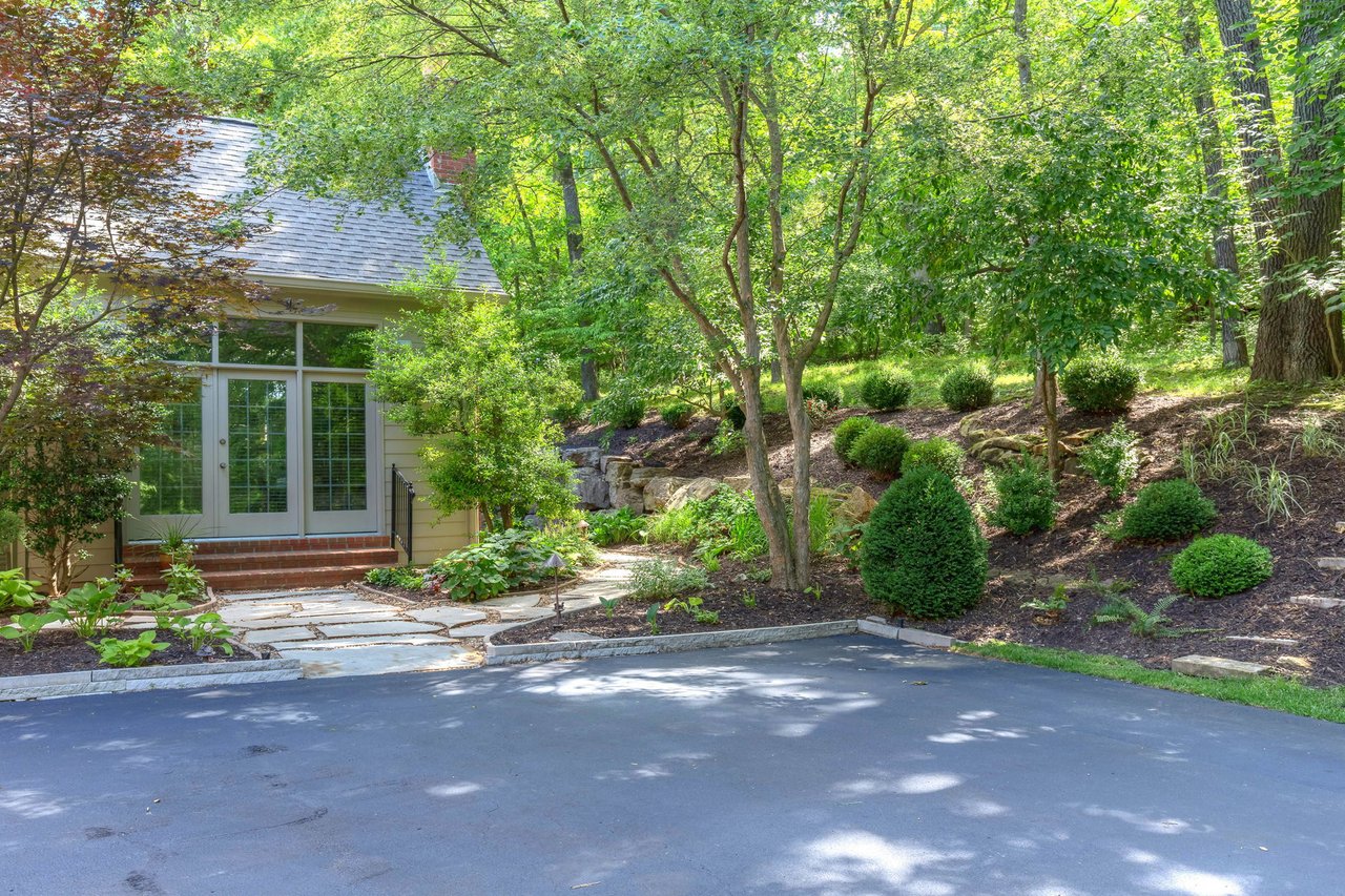 1105 Shepard Oaks Drive