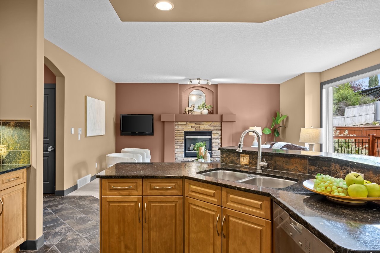 139 Tuscany Ridge Close NW