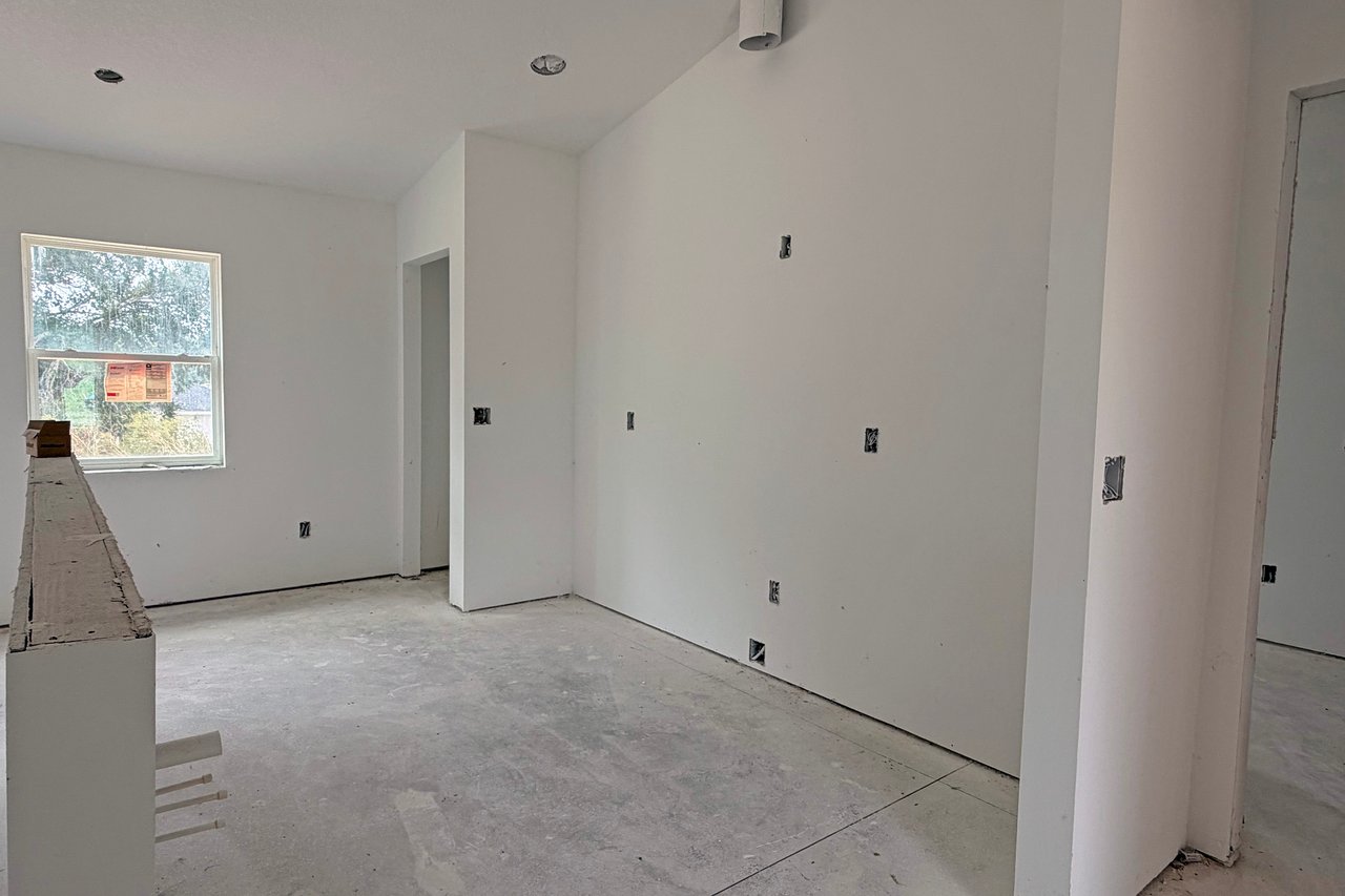102 N Dupont Terrace 