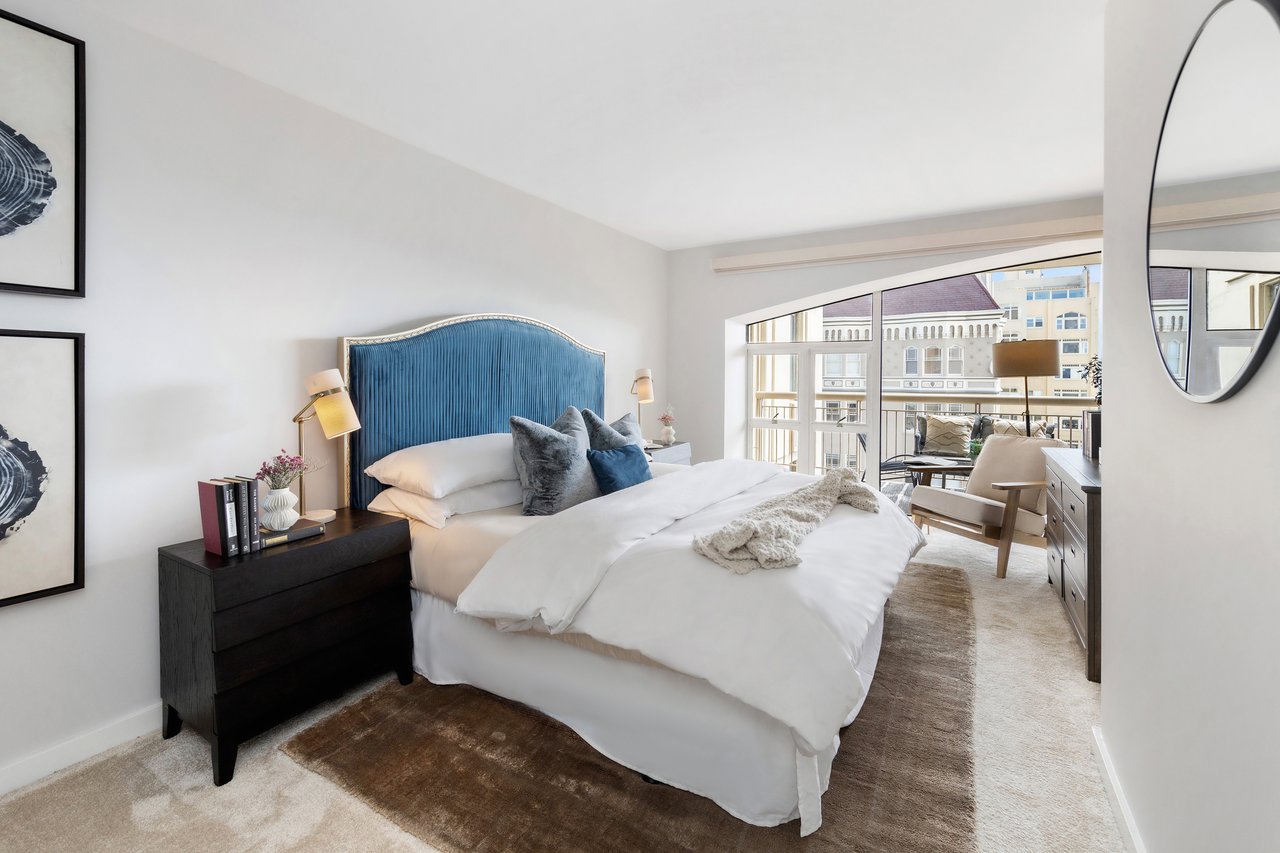 Contemporary Pacific Heights 1 Bedroom + Den