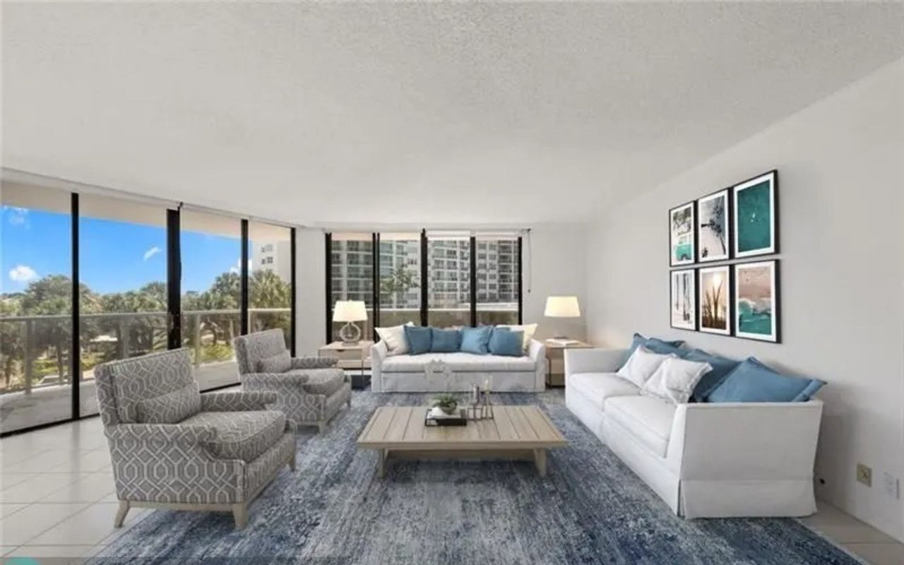 20281 E Country Club Dr Apt 208