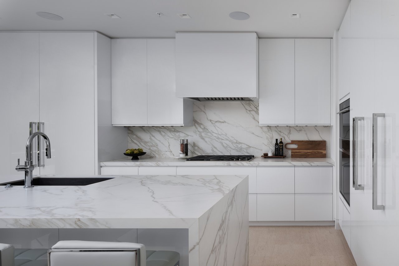 6587 N PALMERAIE Boulevard, 1050