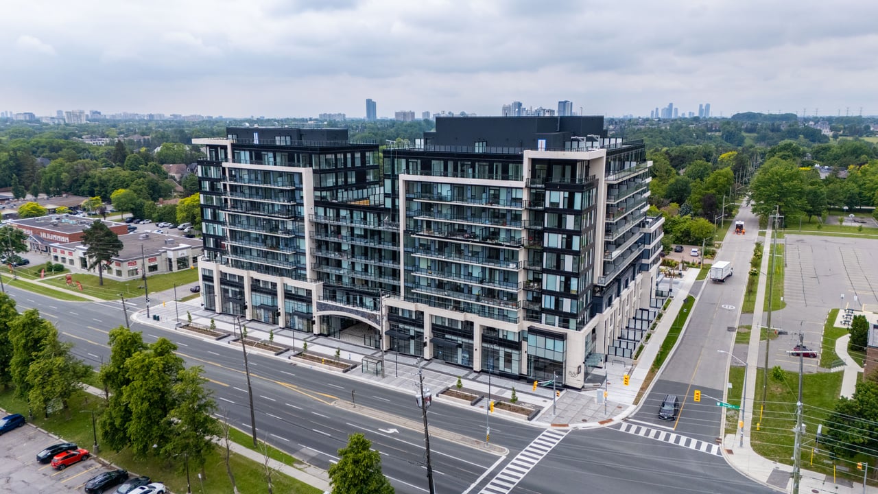 8188 Yonge Street, 235