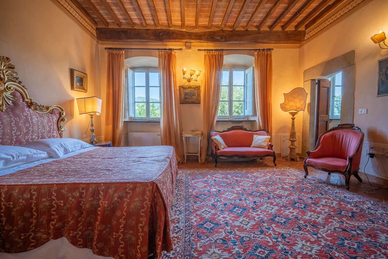VILLA MECENATE