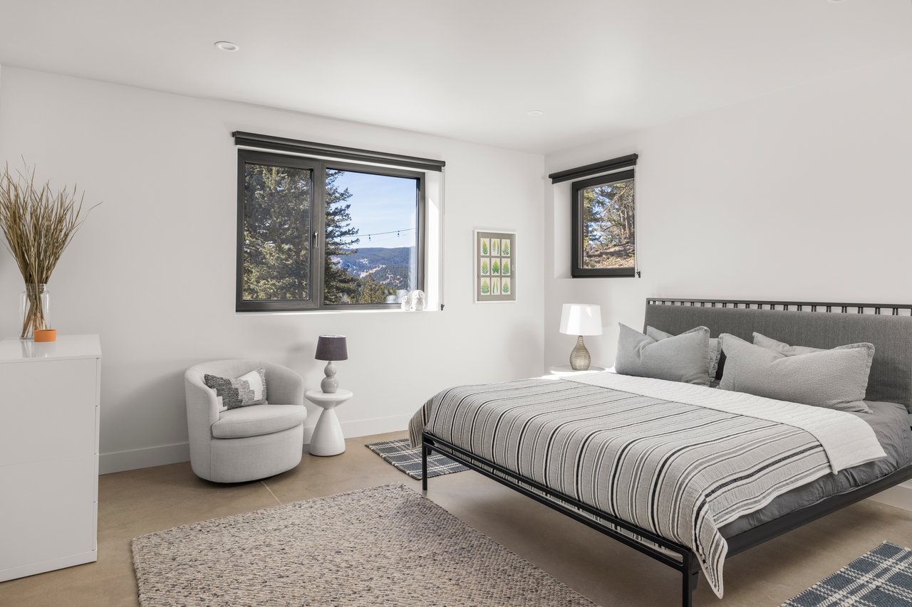 103 W Wildewood Drive