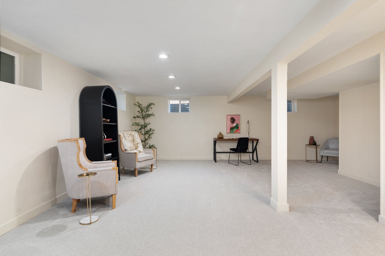 1970s Contemporary Tri-level
