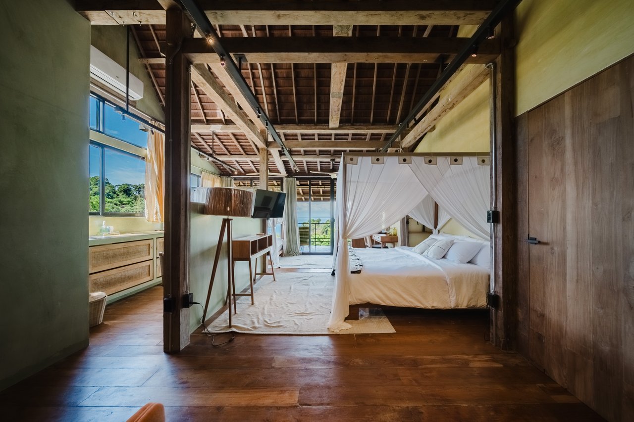 Casa Java – Newly Built Luxury Jungle Estate Near Playa La Vaca