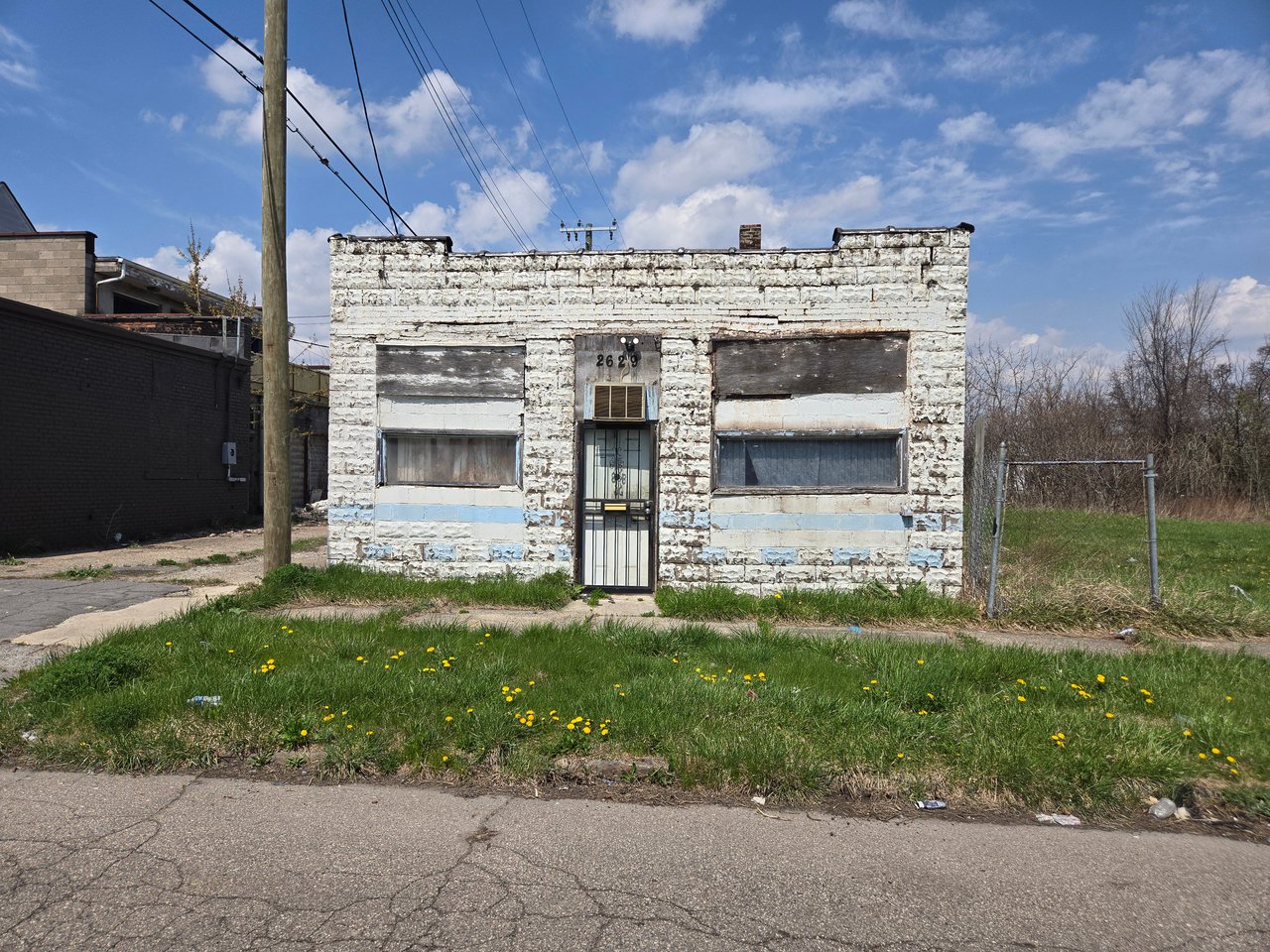 2629 E Palmer St
