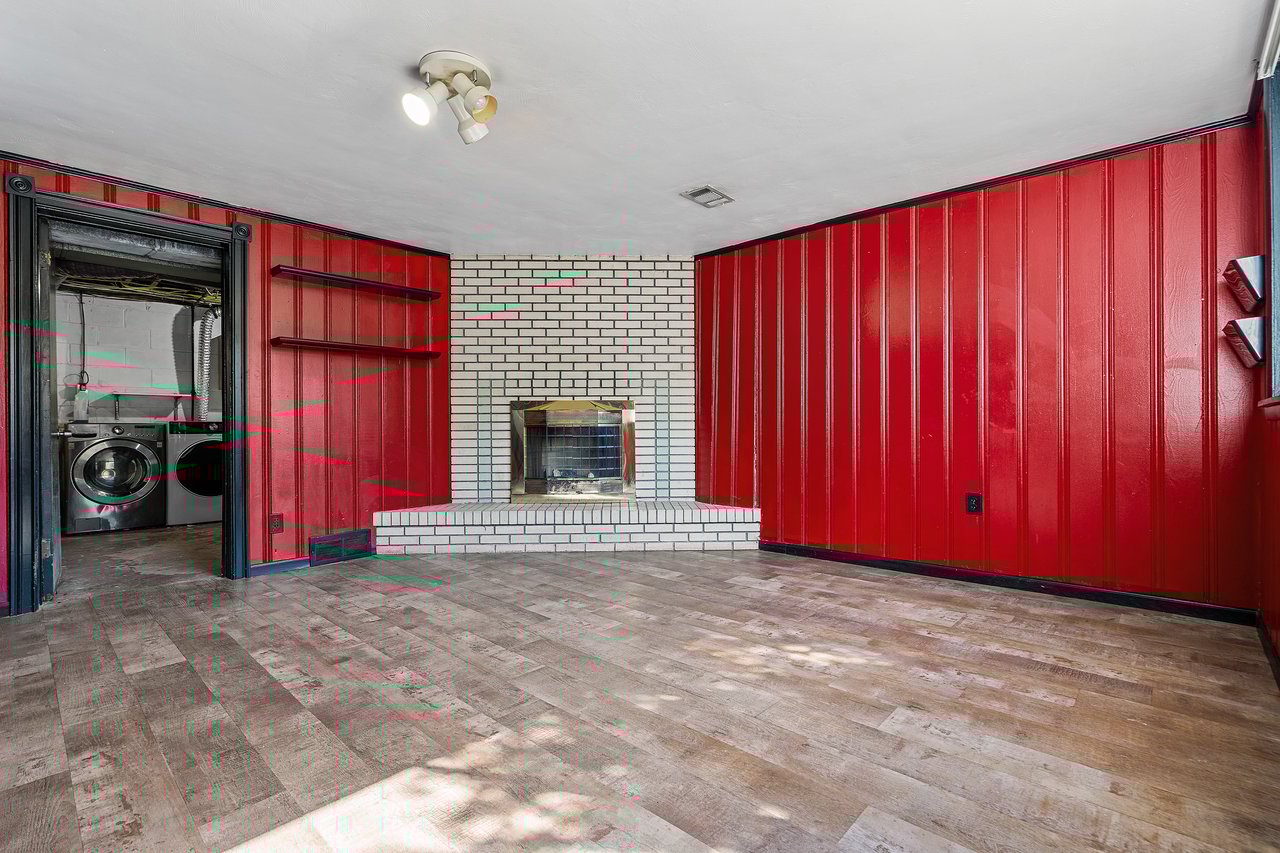 1332 Foxboro Dr