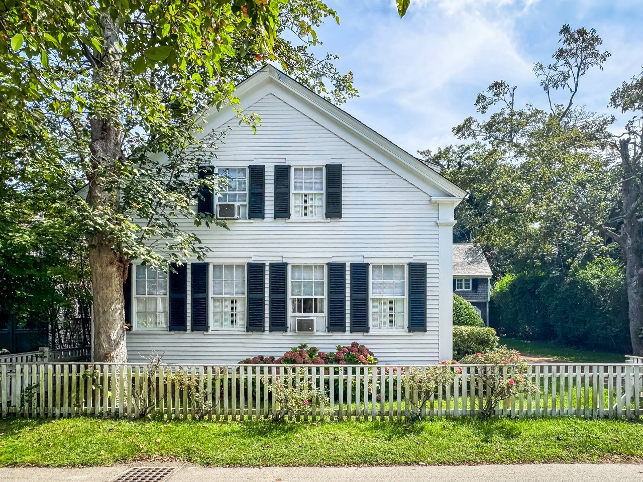 Renovating In Historic Edgartown With Respect For Character