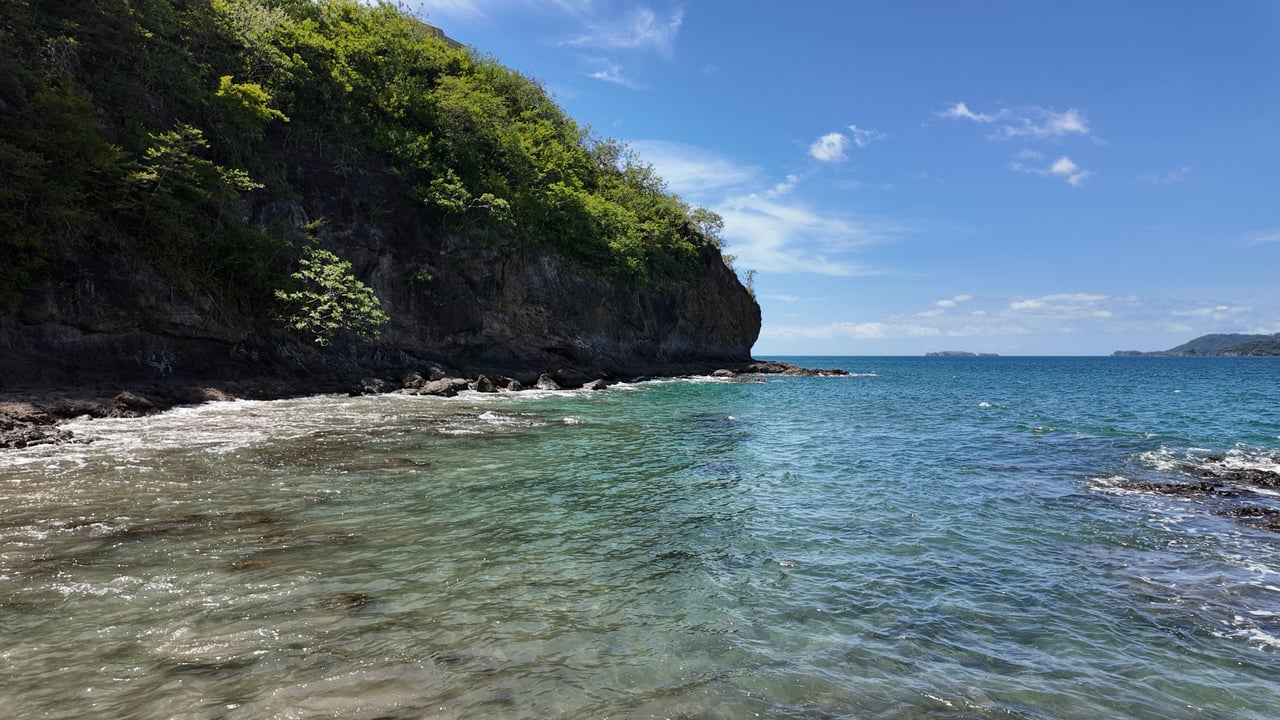 Flamingo Marina Cove 405 - Turnkey Beachfront Condo