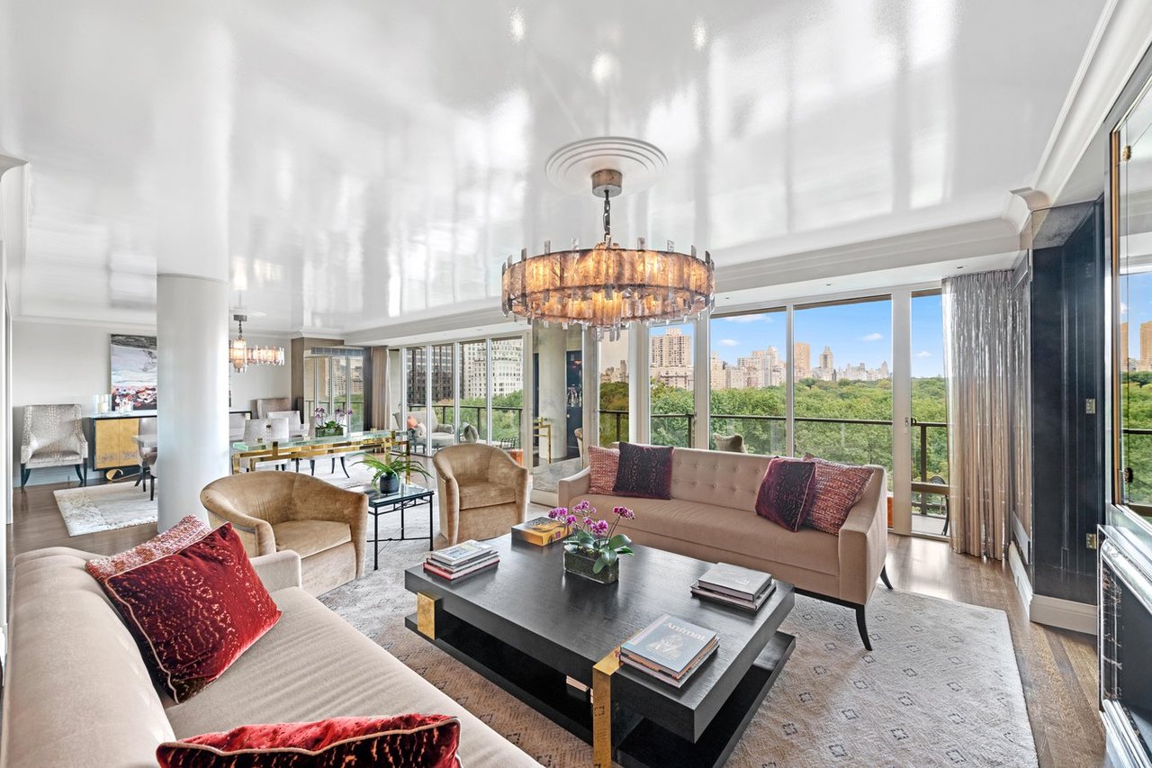 210 Central Park South, 11CD