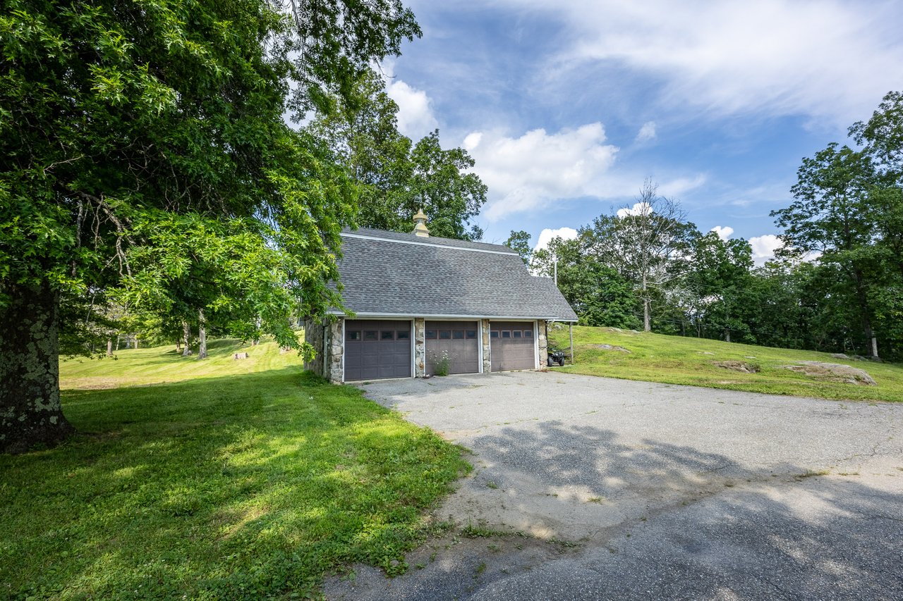 401 Woodmont Road
