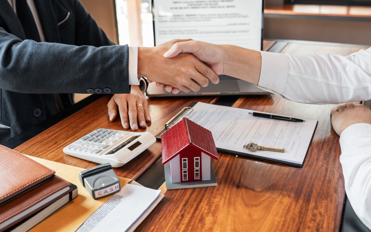 Winning Offers in a Competitive Market: Strategy and Preparation