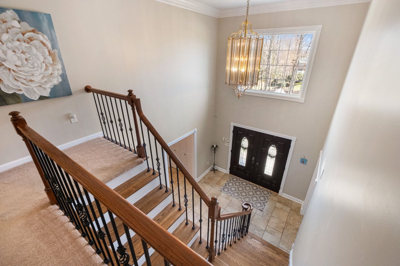913 Highlander Circle