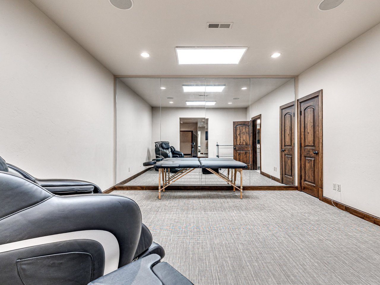 The Agency Oklahoma Listing of the Week: Oak Tree National's Most Extraordinary Estate - Wyatt Poindexter - The Agency OKC & Tulsa