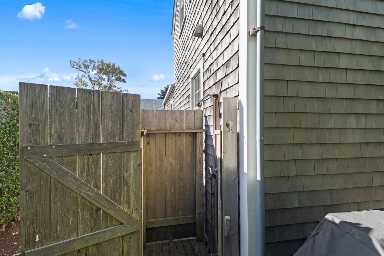 19 Hummock Pond Road | Cottage