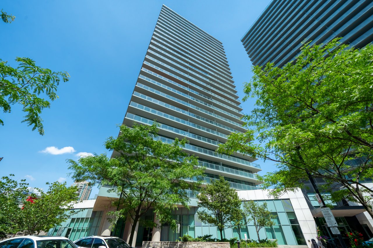 5508 Yonge St PH03