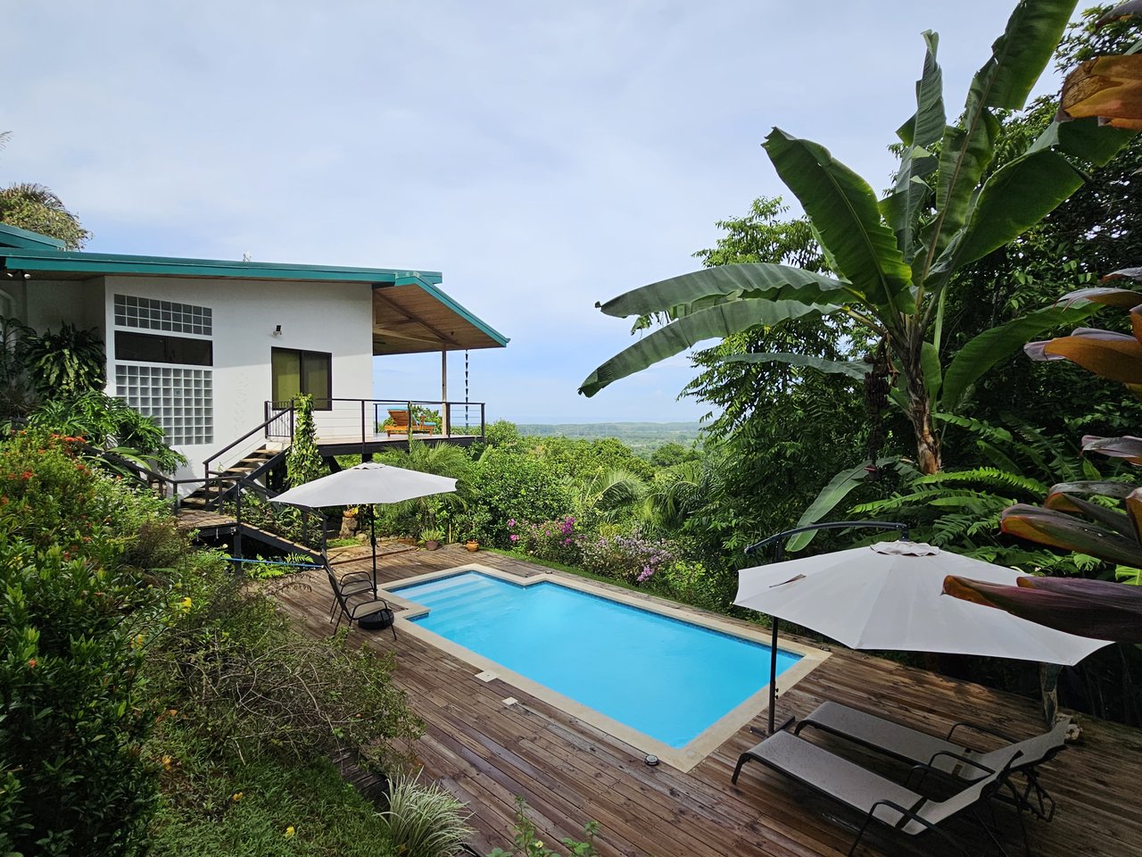 Beautiful sea view House Guesthouse and Pool in a gated Community close to awesome Beaches