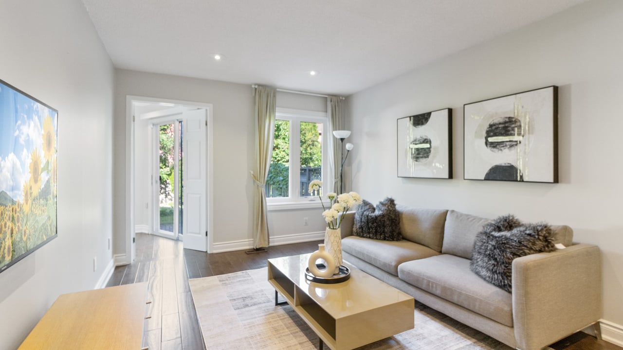 149 Roseborough Crescent