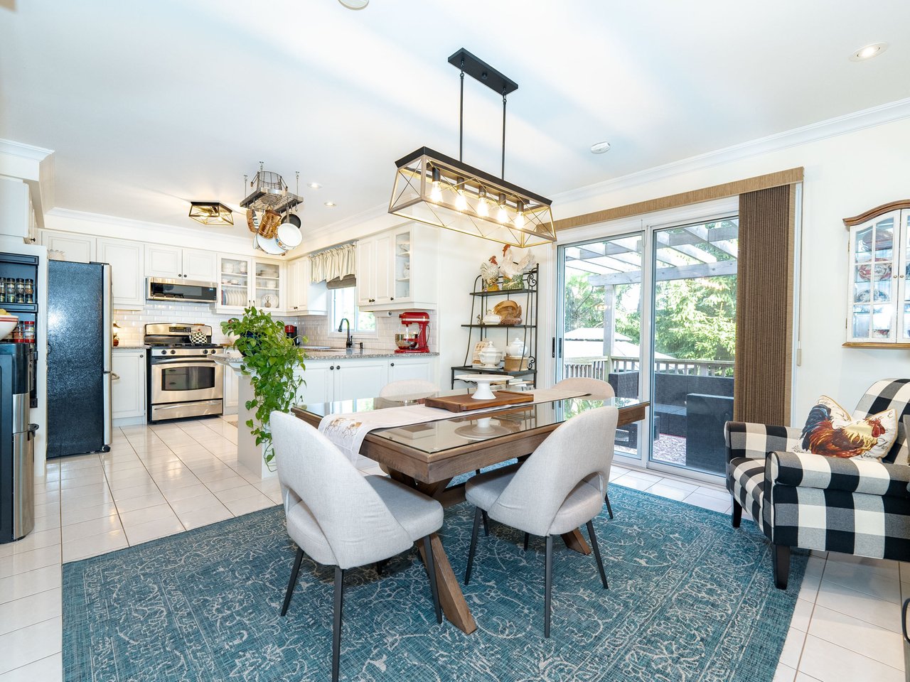43 Summitcrest Drive