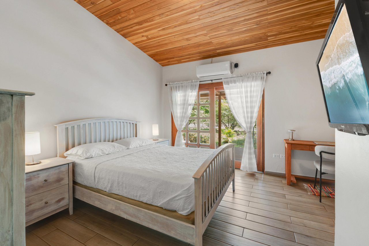 Multi-Home Property | Versatile Estate Near Playa Avellanas