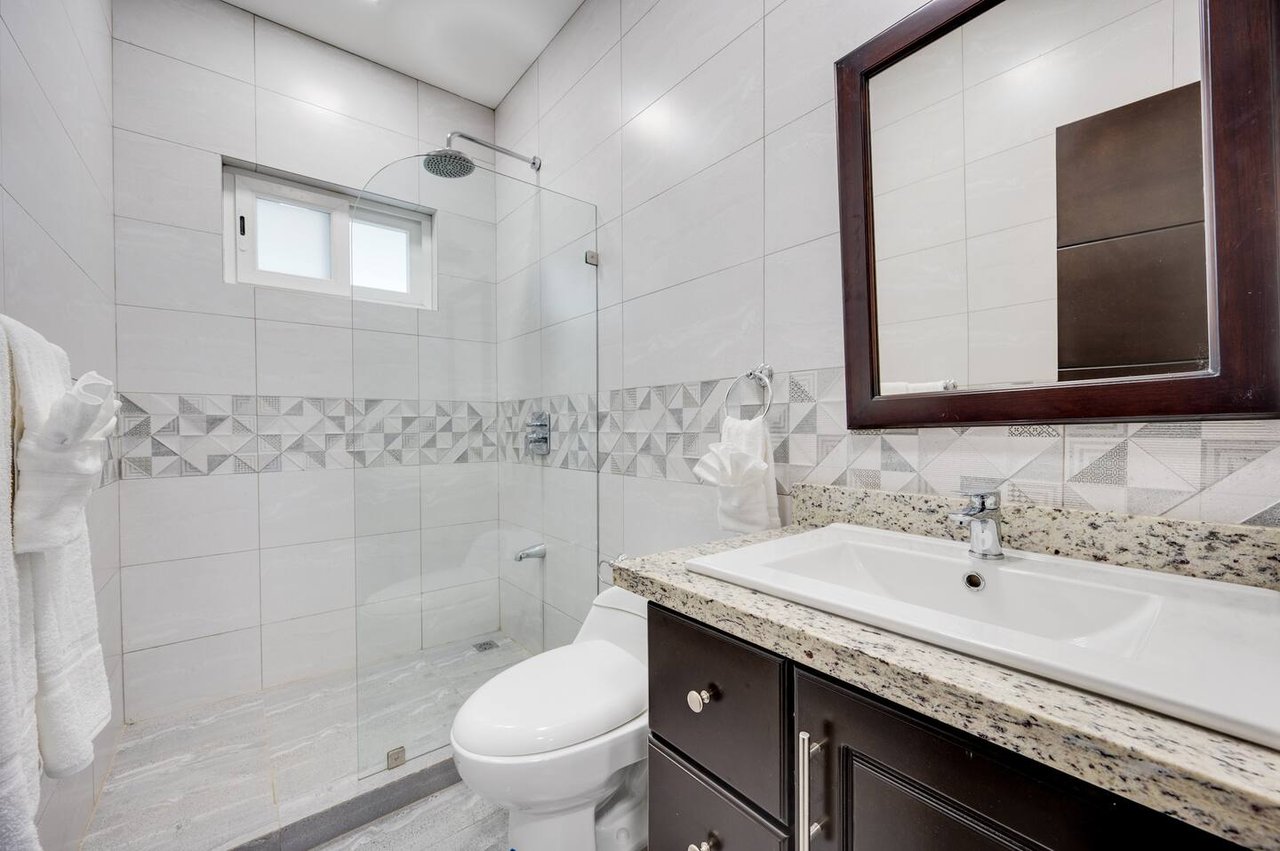 Jacarandas 15 | Modern 3-Bedroom Townhome Minutes from Tamarindo!