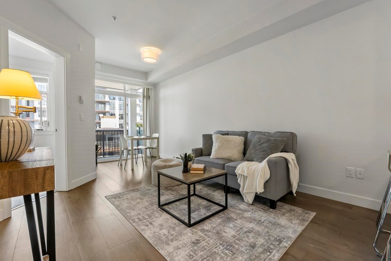 313-20686 Eastleigh Crescent