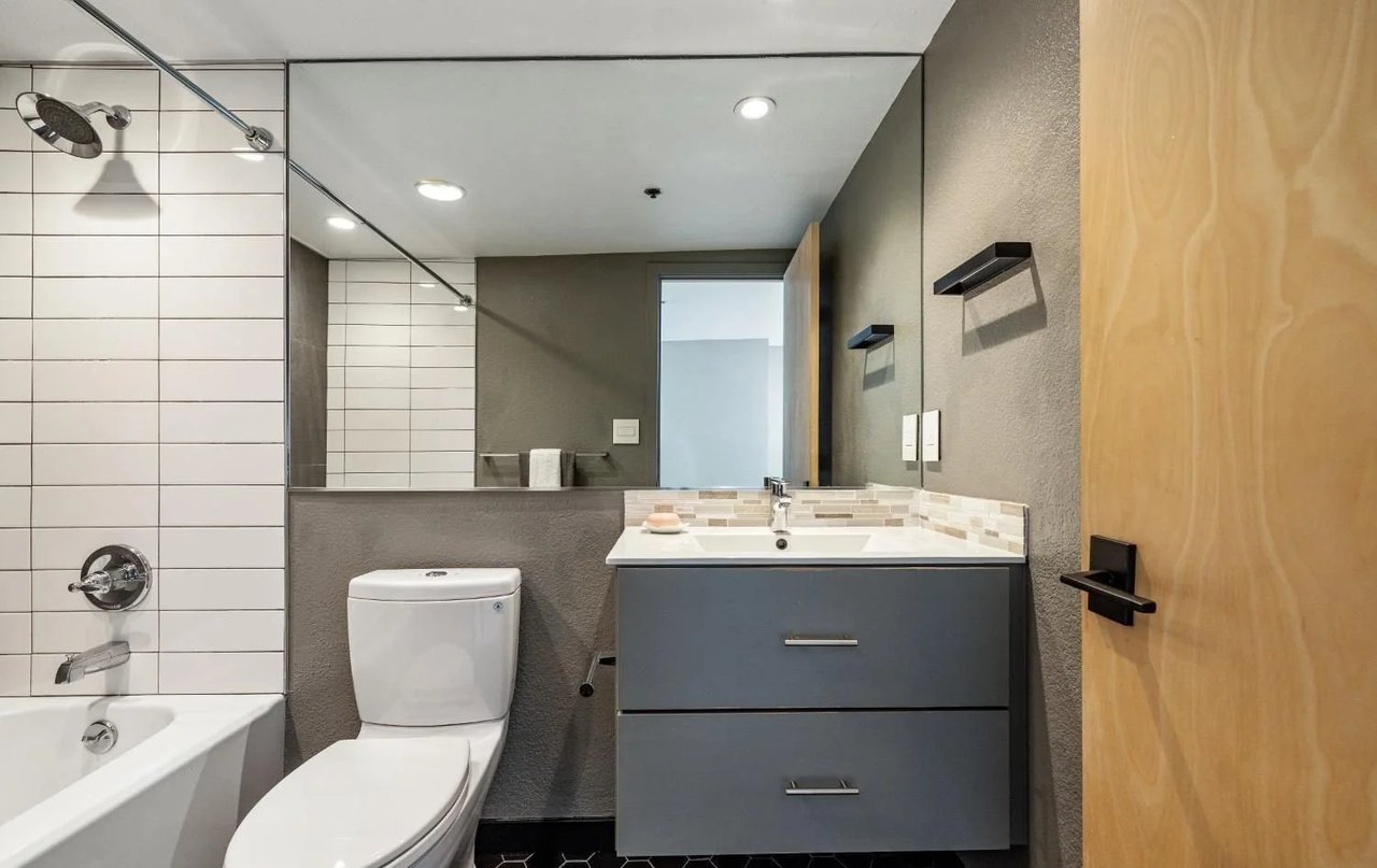 175 Bluxome Street Lofts