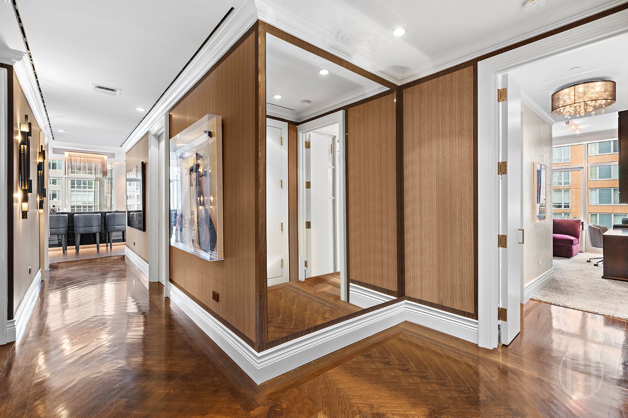 310 East 53rd Street #16C