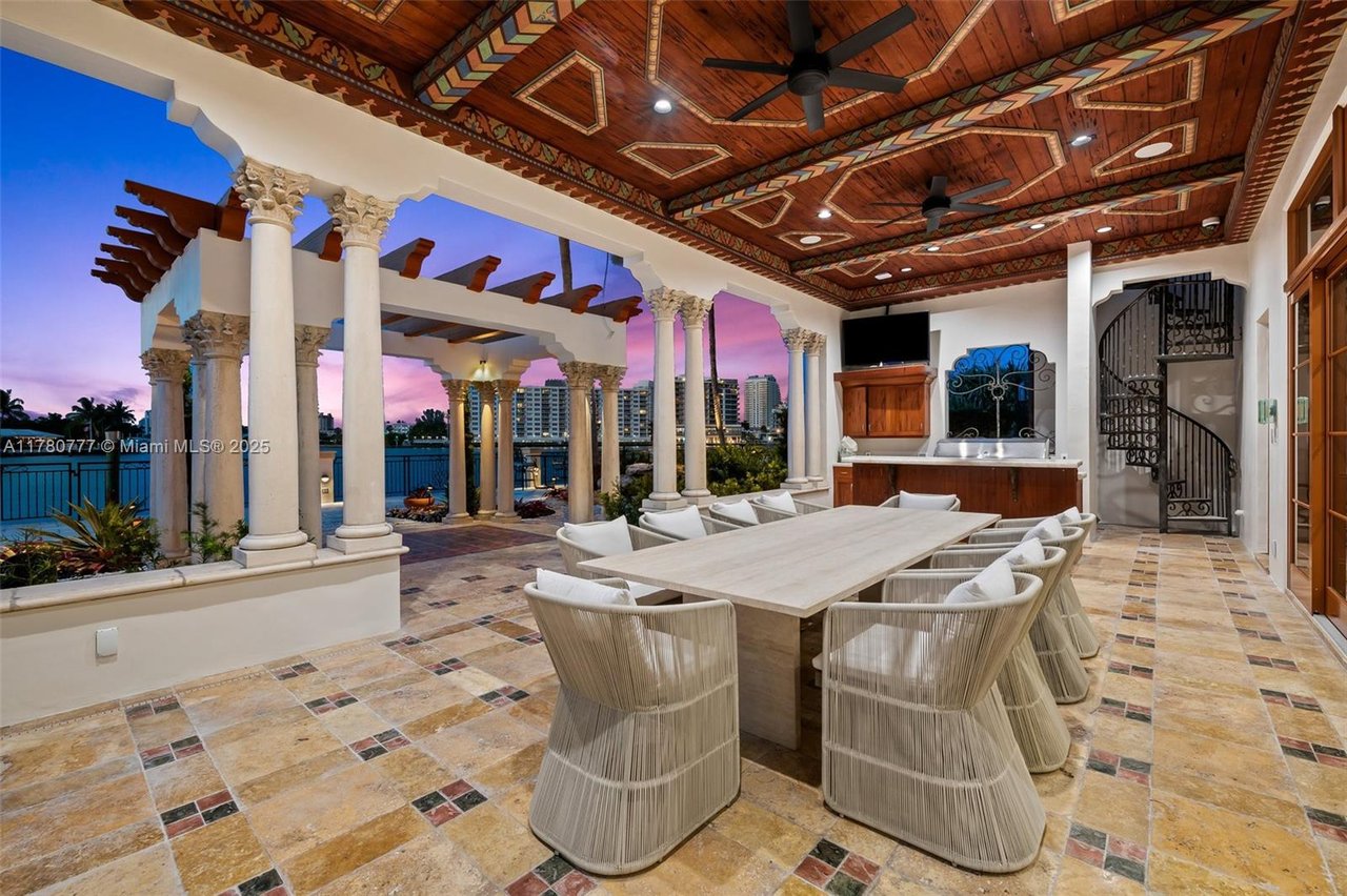 2509 Aqua Vista Blvd