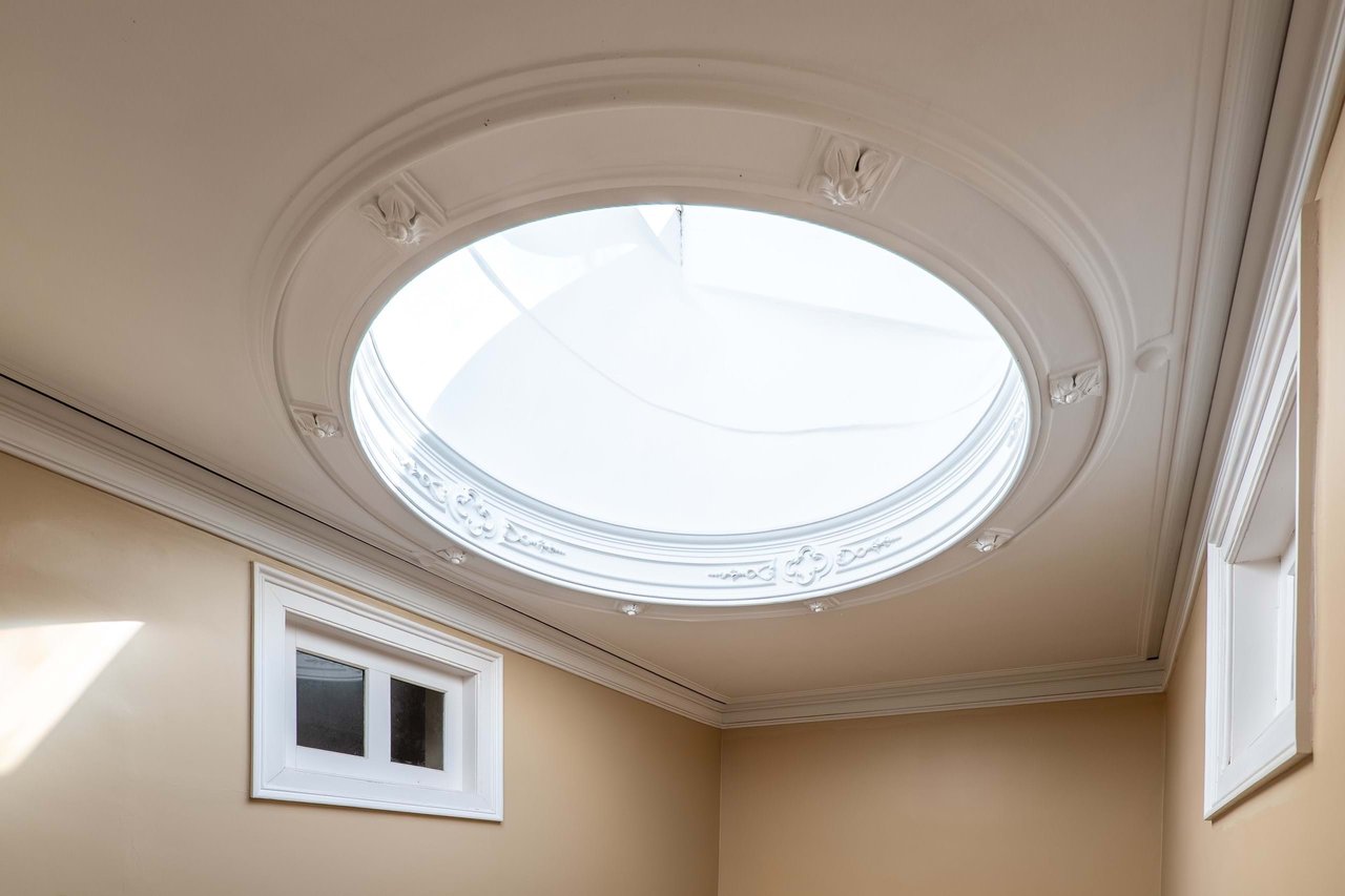 Beautifully Restored Townhouse Property with license for Short-Term rental in Bonfim, Porto