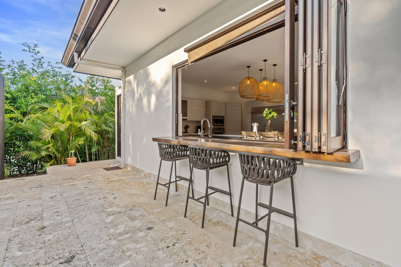 The Tides | A Luxury Coastal Retreat in Hacienda Pinilla