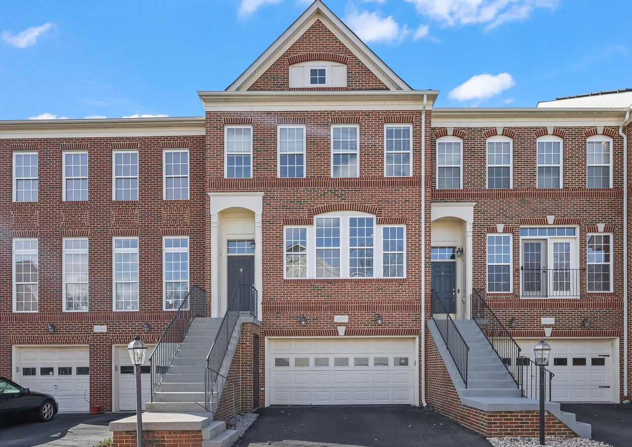 22047 Avonworth Sq, Broadlands, VA 20148