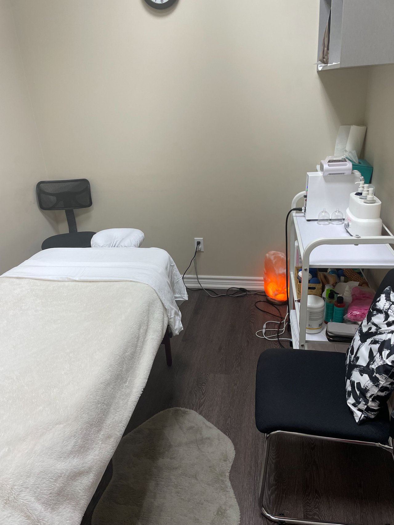 4099 erin mills Parkway