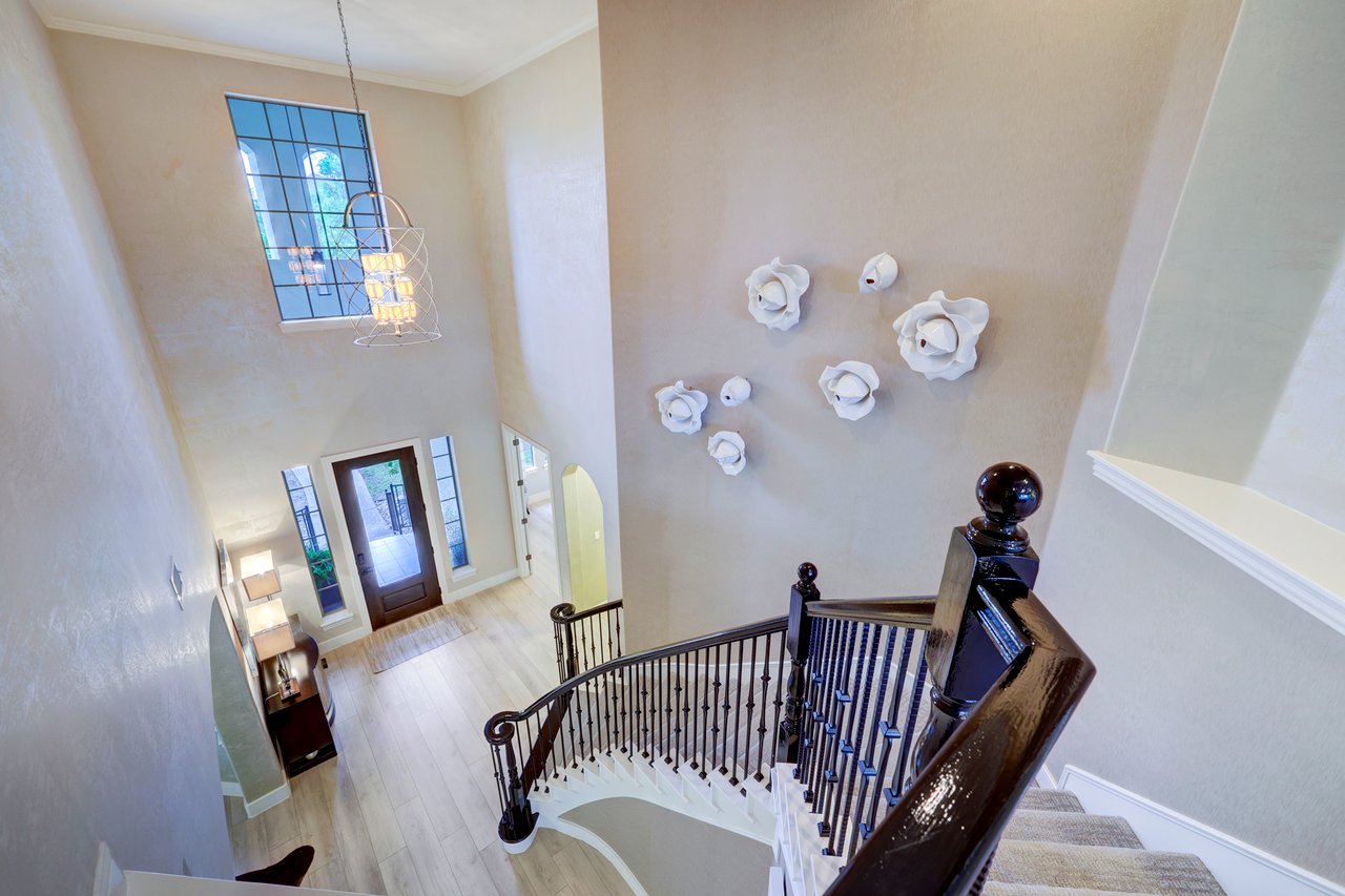 12100 Azure Shores Ct.