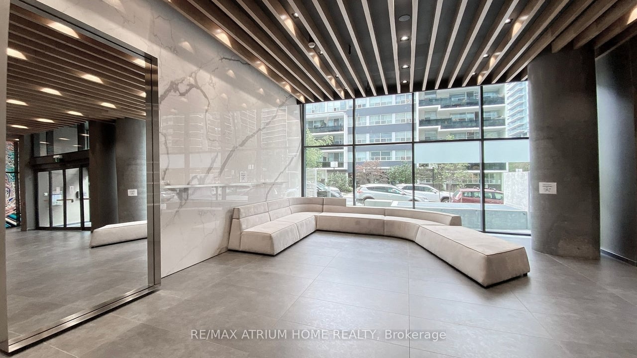 ONE-OF-A-KIND PENTHOUSE 