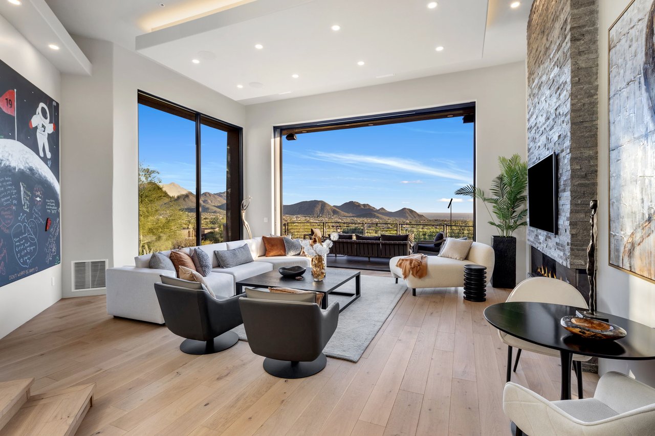 10040 E Happy Valley Road, 1039, Scottsdale Unit: 1039