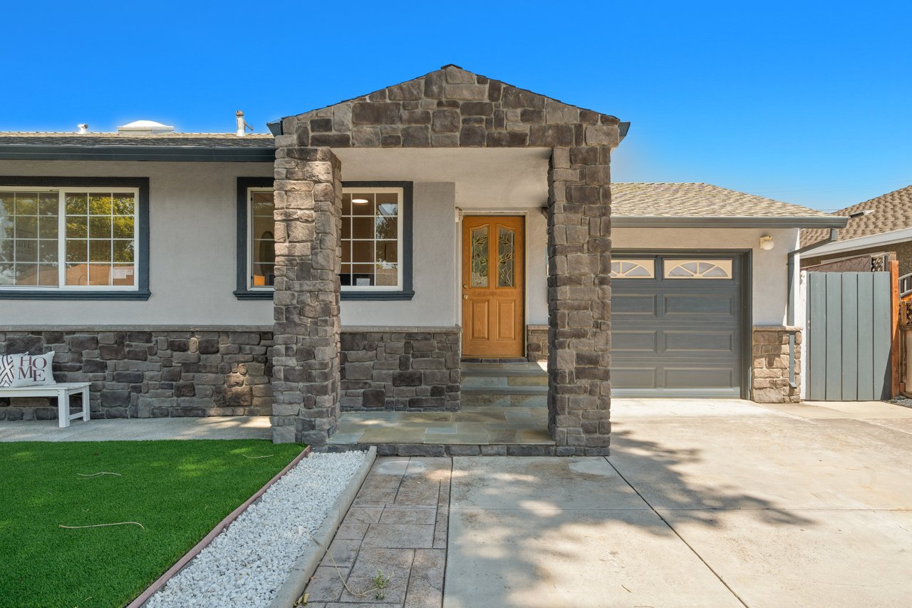 1459 Blackfield Drive