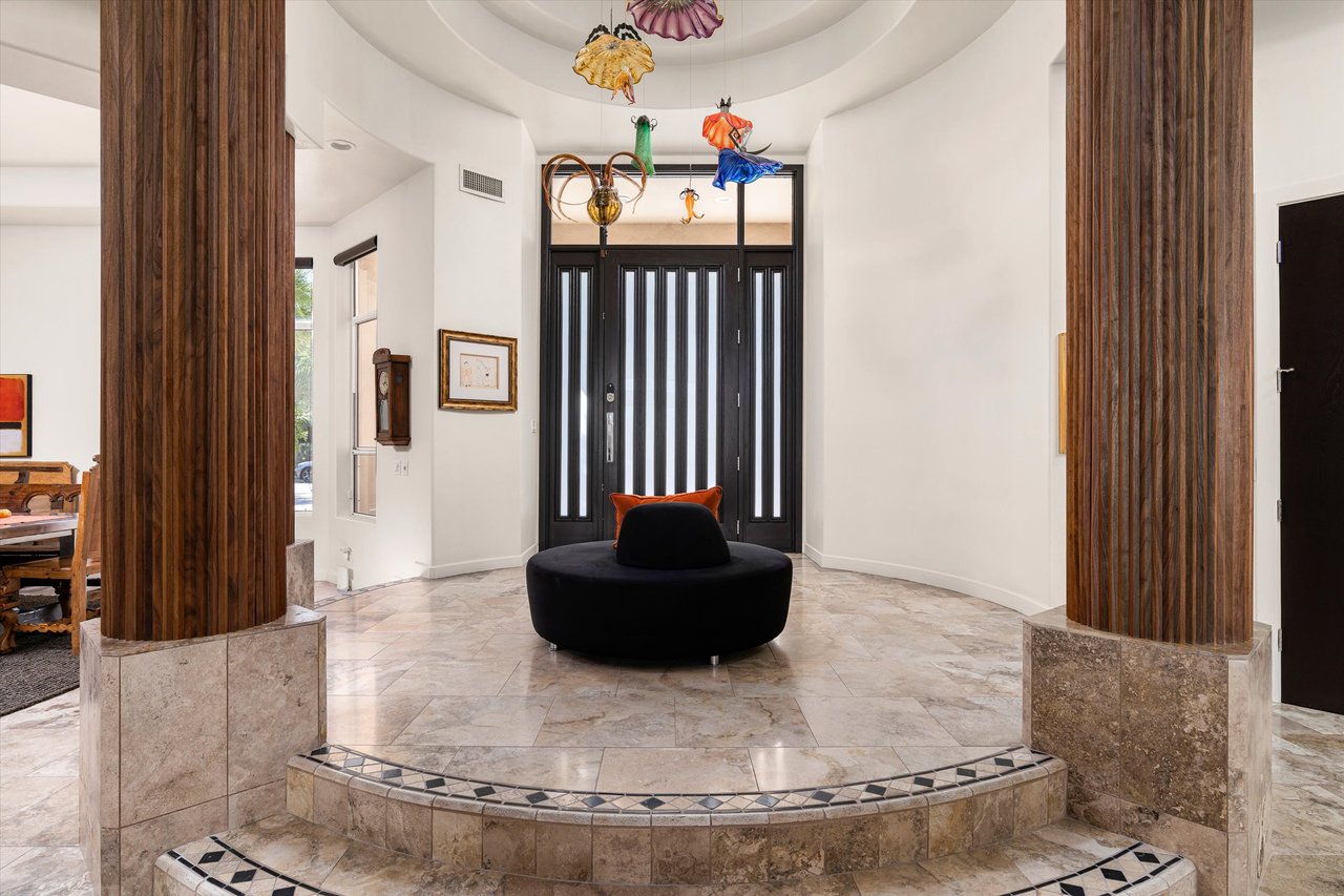 7124 E FOOTHILL Drive