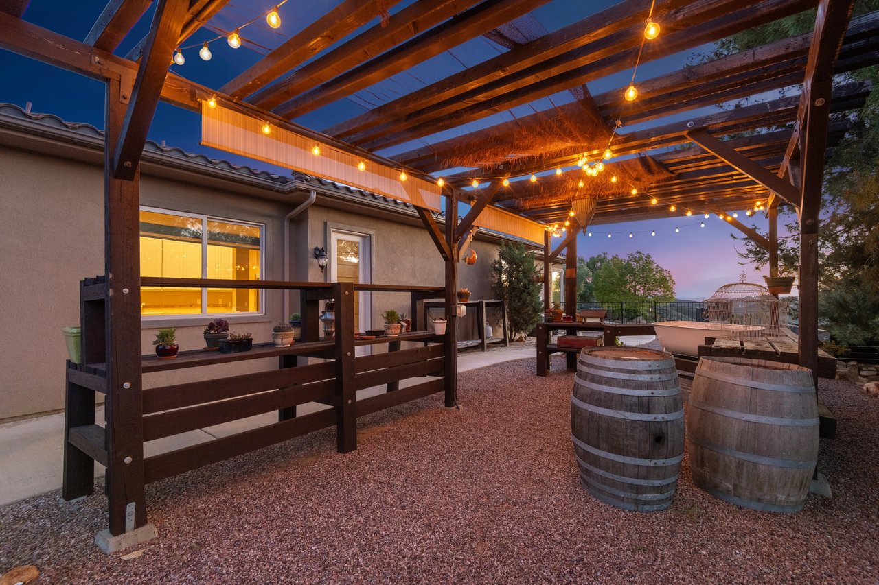 38355 Vista Del Bosque