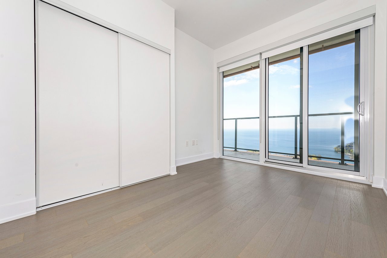 30 Shore Breeze Dr Unit: 5708