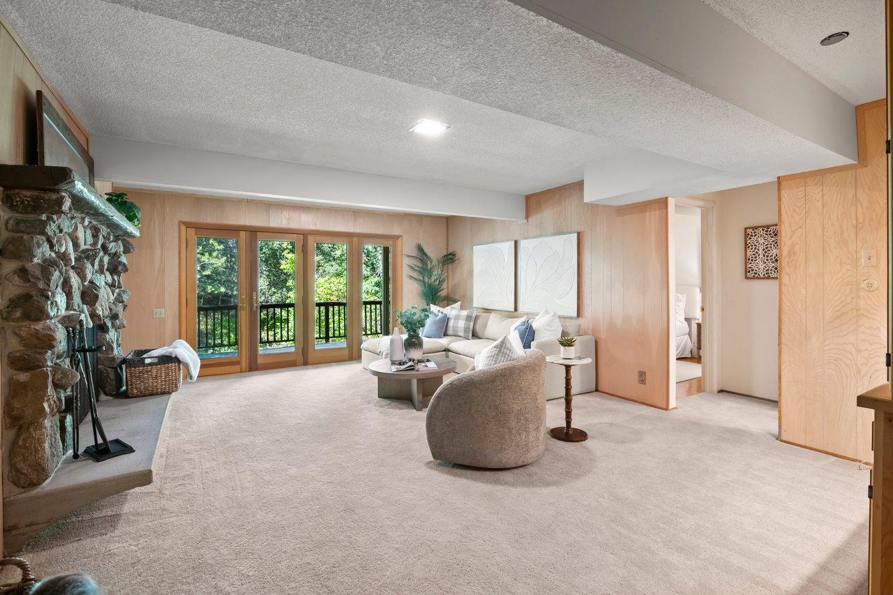 15355 Peach Hill Rd, Saratoga