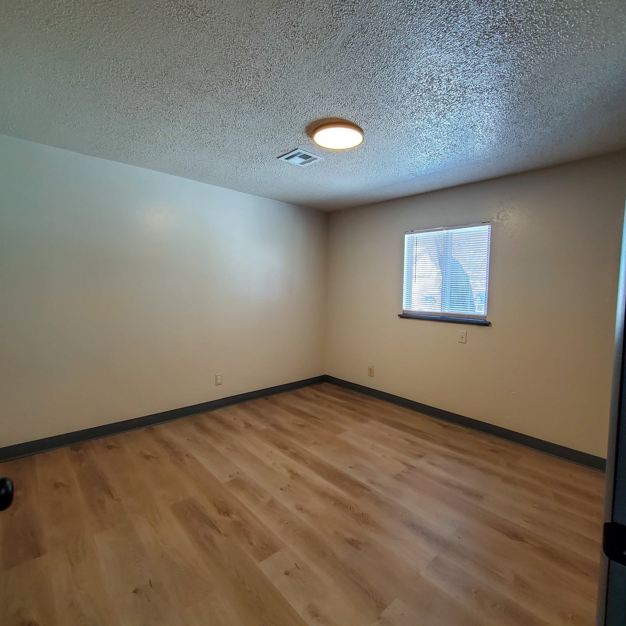 642 N Beard Unit B