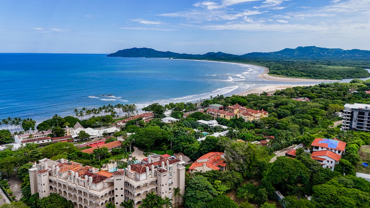 Eleri #17 | Tropical 3-Bedroom, 3-Bath Condo Just Steps from Tamarindo Beach