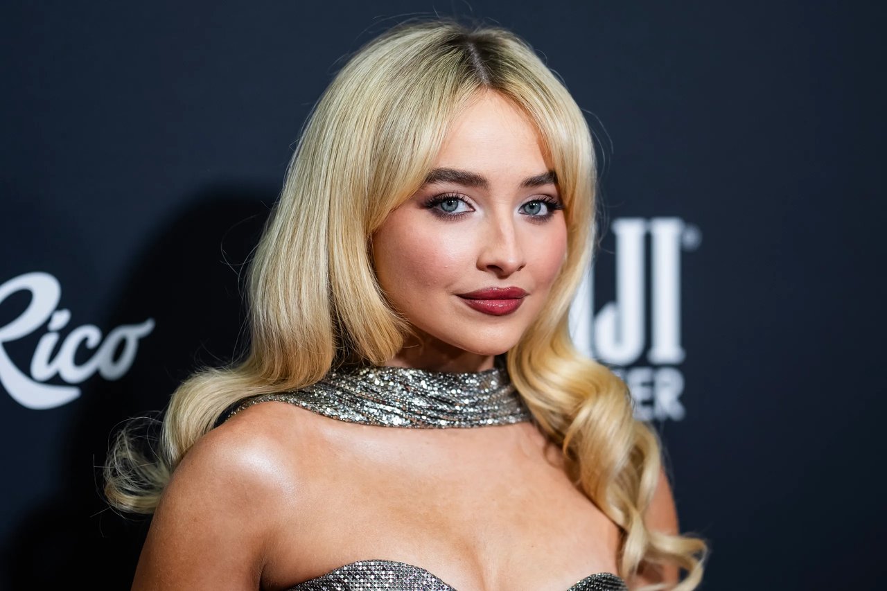 Sabrina Carpenter image