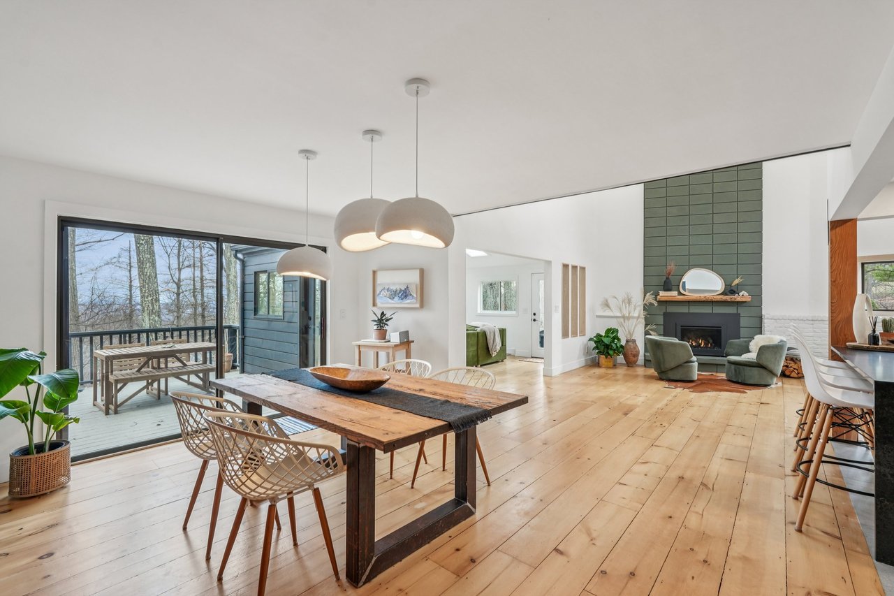 Cornwall Contemporary Wooded Retreat