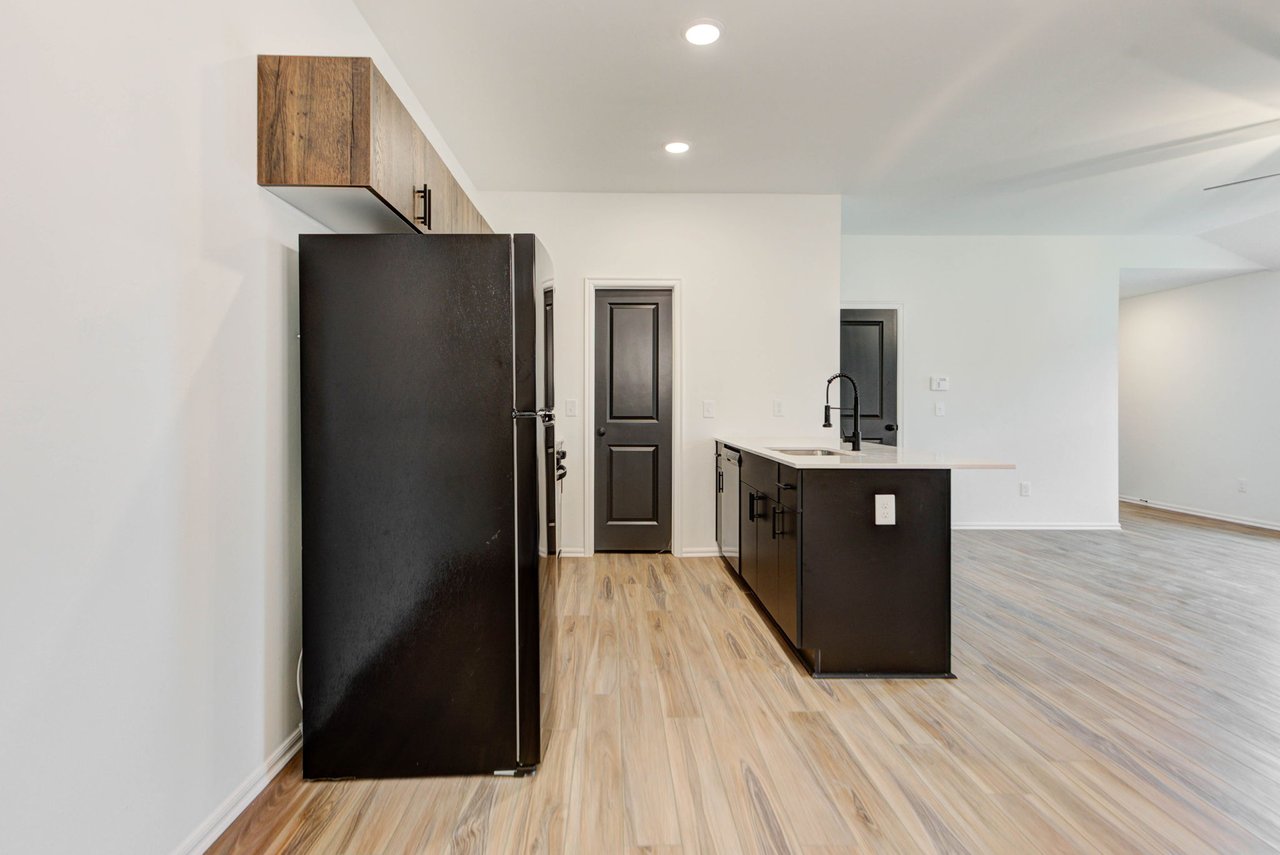 416 N Canyon Terrace