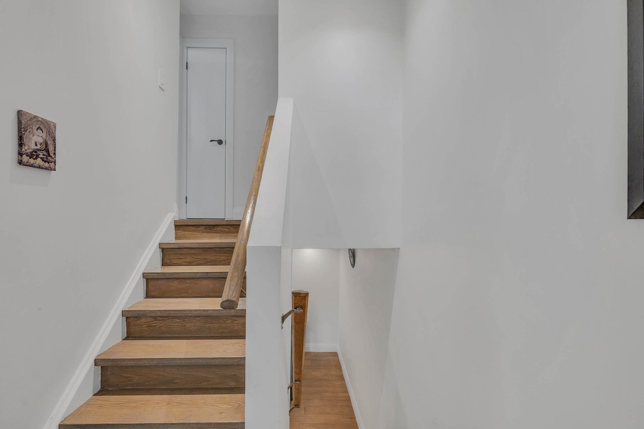 242 Milestone Crescent Unit: 115